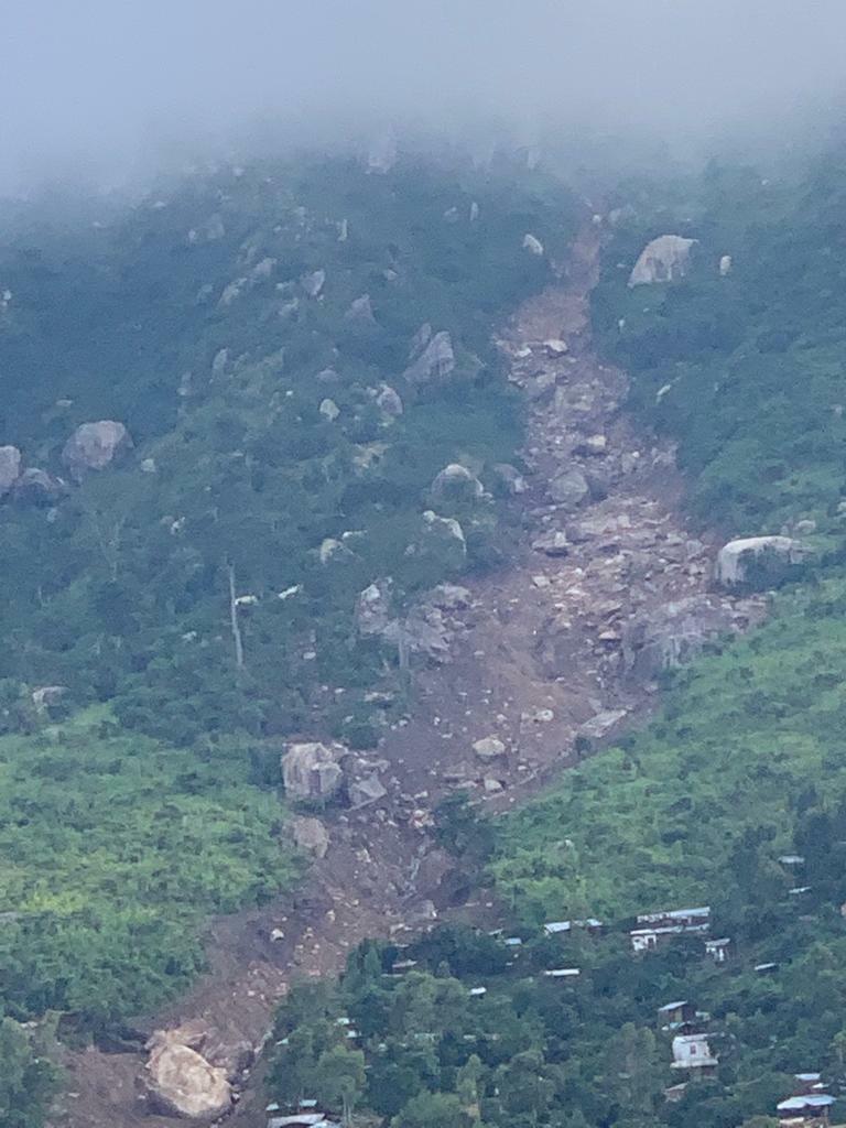 The trail of the eruption that came sweeping down the mountain and killed so many people.