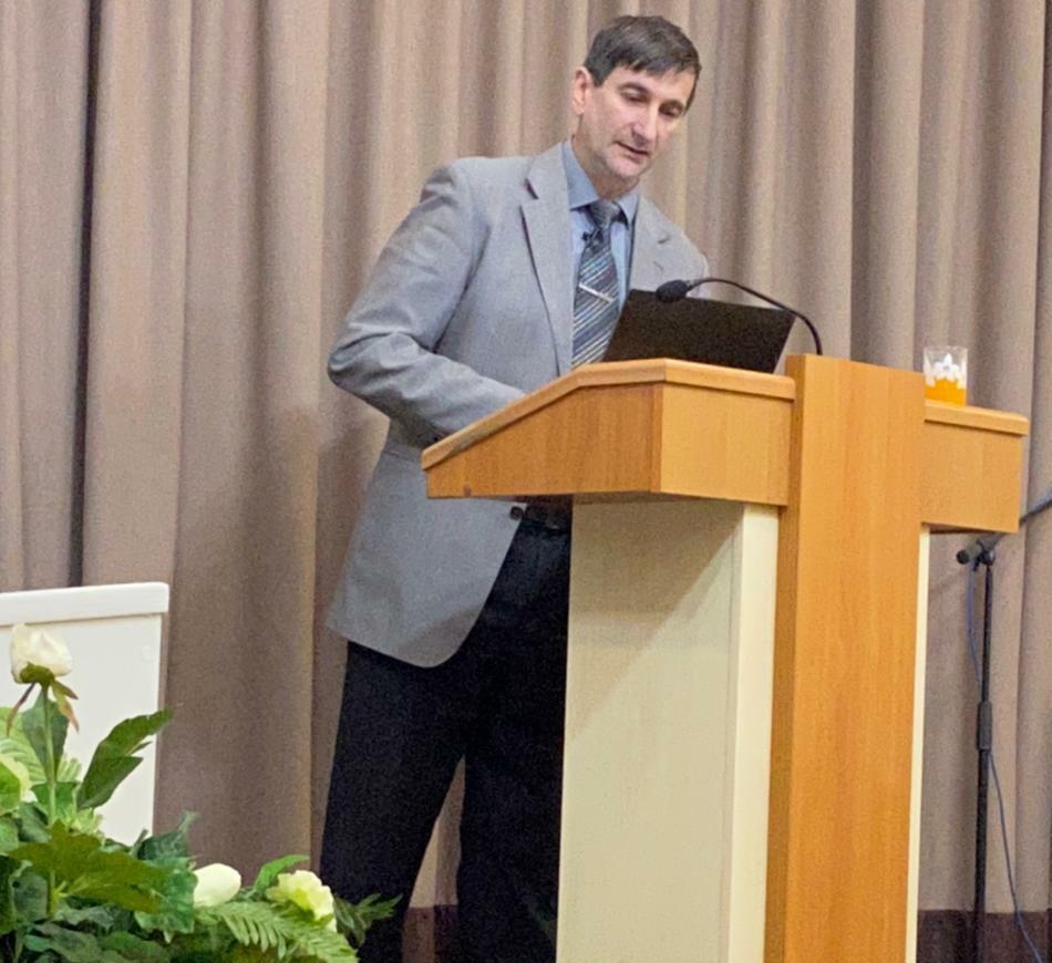 Bro. Vlad preaching today in Uzgorod.